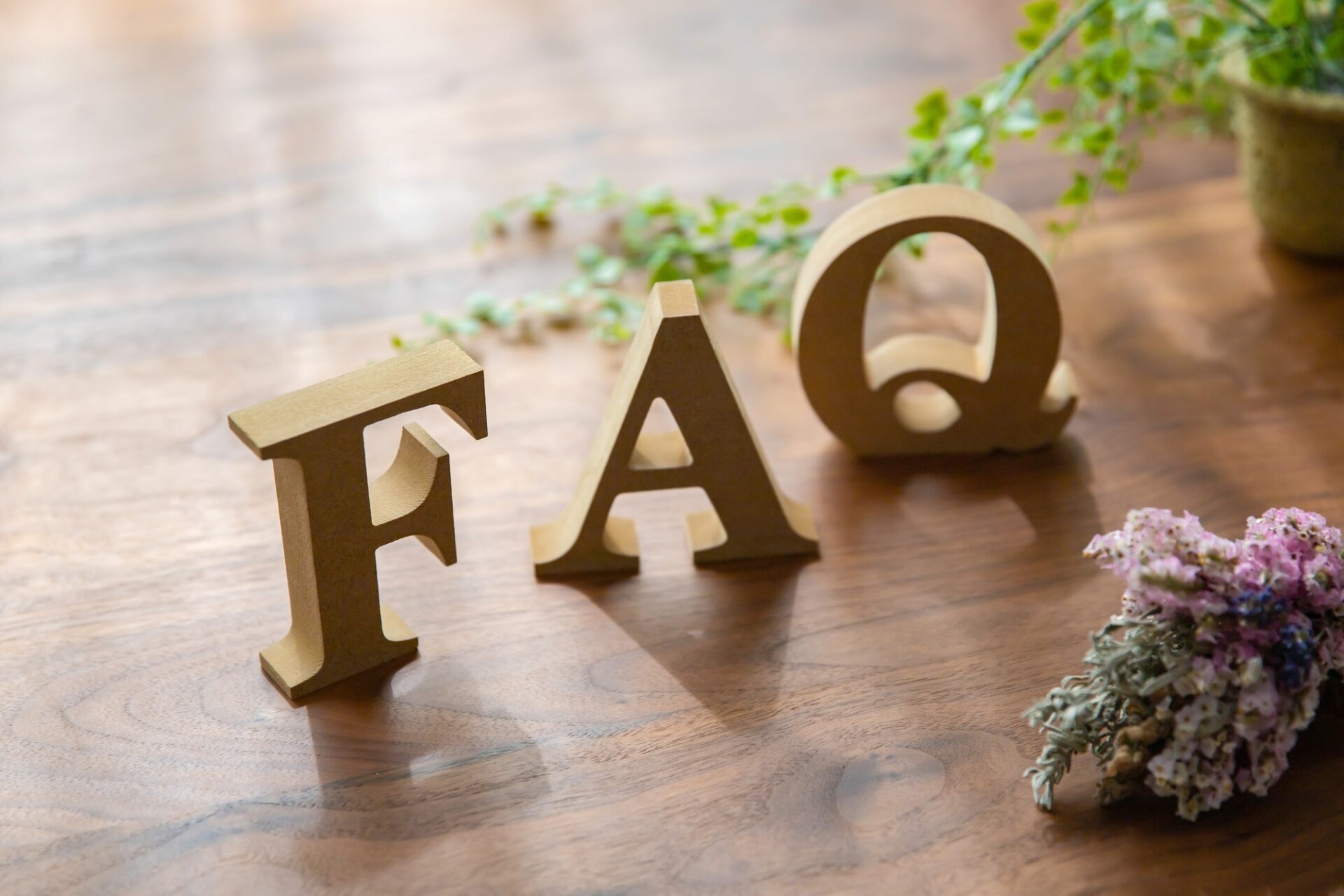 玄関ドアのストッパー付きドアクローザーが止まらない場合に関するQ&A