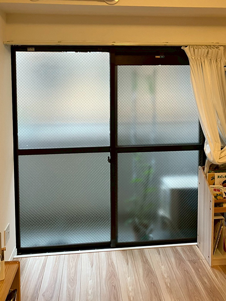 内窓設置防音対策-工事前-ベランダ掃出し窓