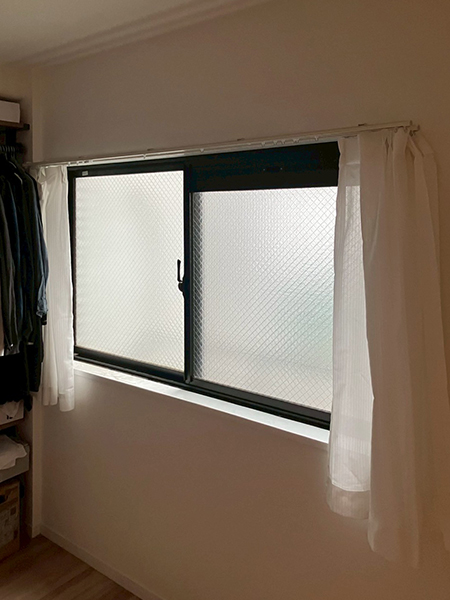 内窓設置防音対策-工事前-腰窓