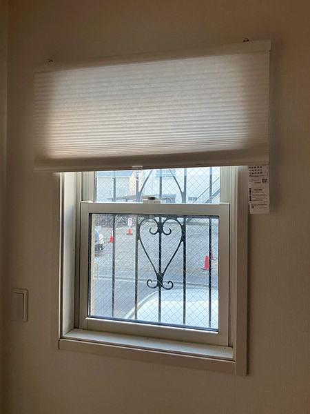 足立区内窓追加工事｜before｜洋室上下窓