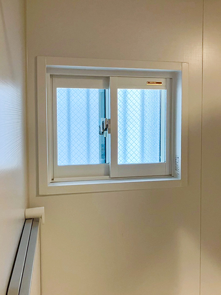 足立区内窓追加工事｜after｜浴室