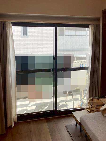 東京都内マンション内窓リフォーム｜クレセント錠を子どもの届かない高い位置に取付