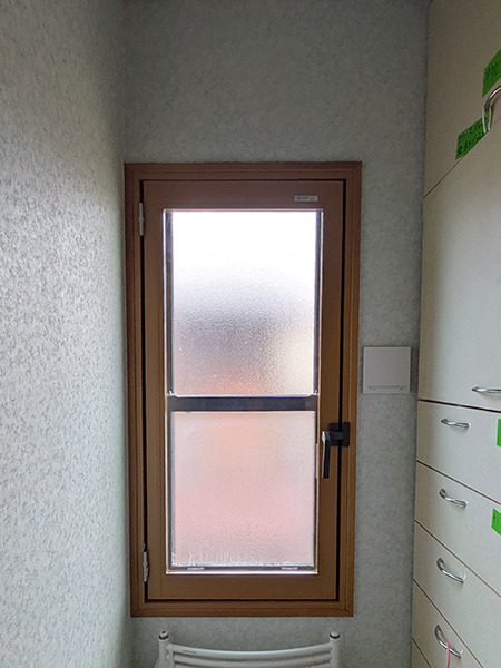 施工事例｜埼玉県草加市内窓リフォーム｜洗面所