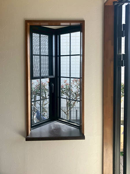 施工前｜東京都内窓設置工事｜before｜玄関横