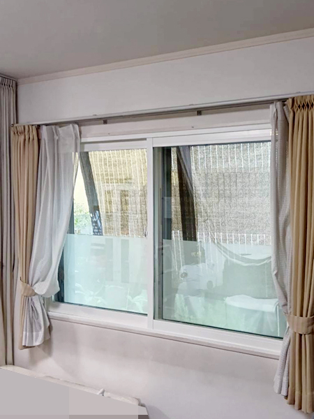 リビング|施工事例|東京都中野区内窓リフォーム|国や都の補助金を利用し二重窓で断熱と防音対策