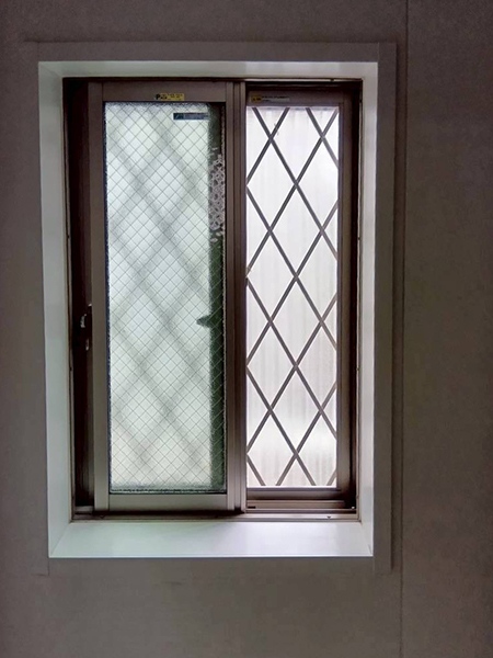 浴室|工事前|東京都中野区内窓リフォーム|国や都の補助金を利用し二重窓で断熱と防音対策