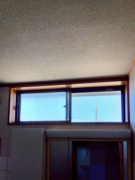 内窓施工事例-戸田市-工事前｜洗面室1