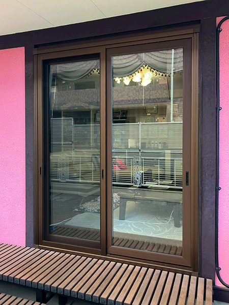 川口市｜両開き窓から引違いタイプの断熱窓に1日で交換リフォーム