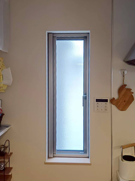 埼玉県越谷市内窓(二重窓)リフォーム工事前｜キッチン