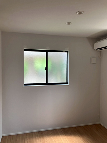 内窓設置-草加市|工事前-洋室2