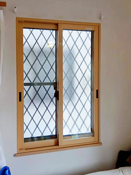 埼玉県越谷市内窓(二重窓)リフォーム｜リビング引違い窓①