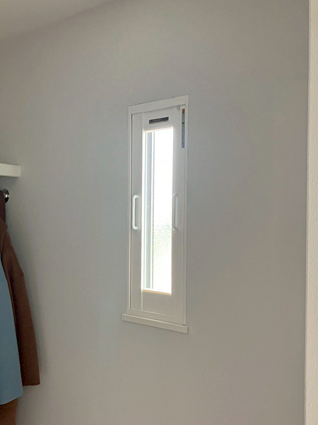 内窓設置-草加市|施工事例-ウォークインクローゼット