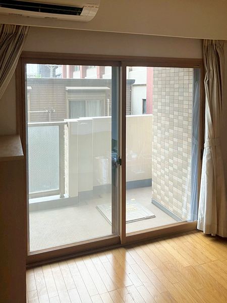 川口市マンション｜リビングと寝室に内窓設置！寒さ対策リフォーム