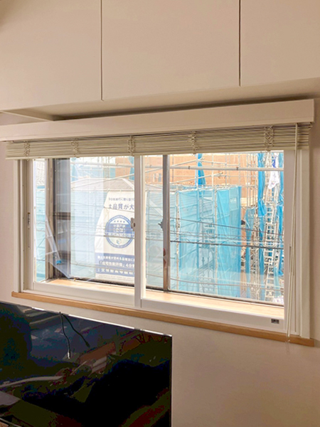 川口市内窓設置リフォーム施工後｜テレビ後方